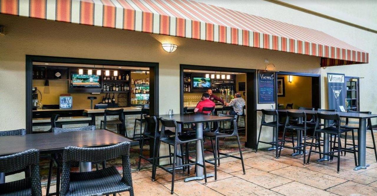 Concord Plaza Hotel Ngoại thất bức ảnh