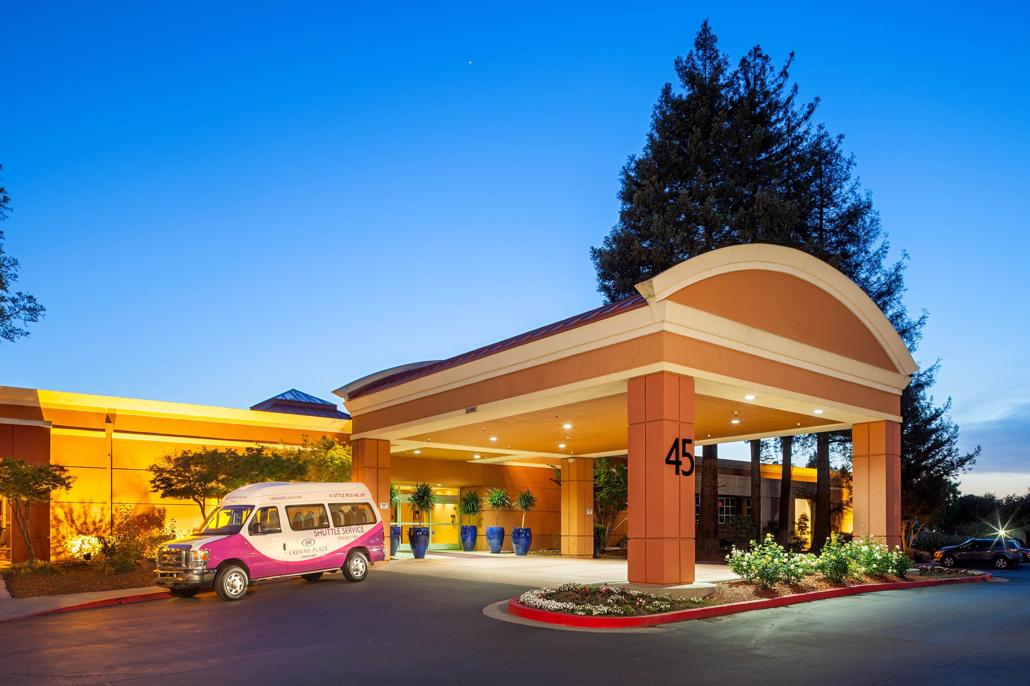 Concord Plaza Hotel Ngoại thất bức ảnh